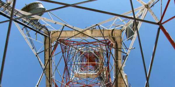 Pylône Télécoms et travaux d'antennes